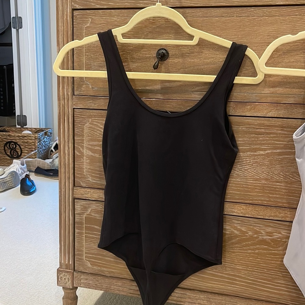 Abercrombie soft A&F collection. 90s seamless tank bodysuit. Black. Size small
